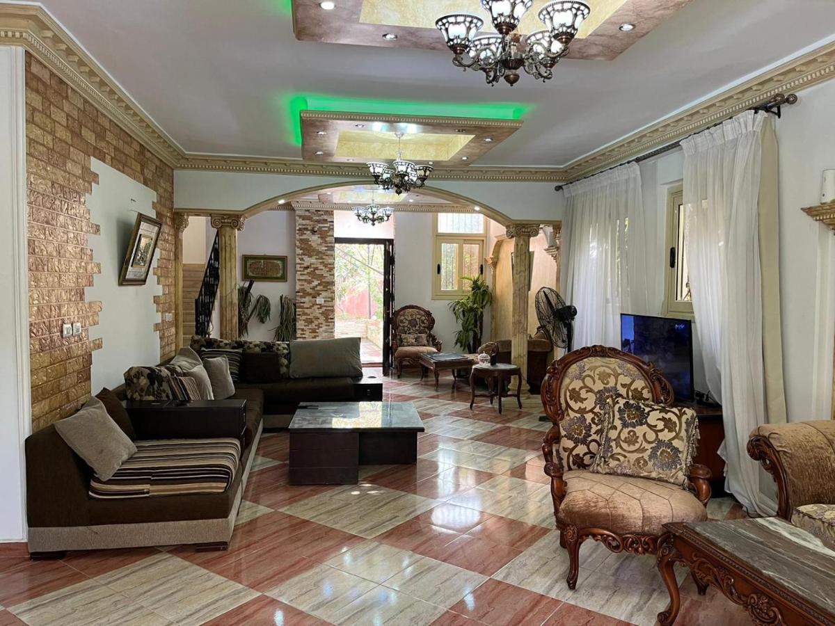 Elegant Villa With Private Pool アレクサンドリア エクステリア 写真